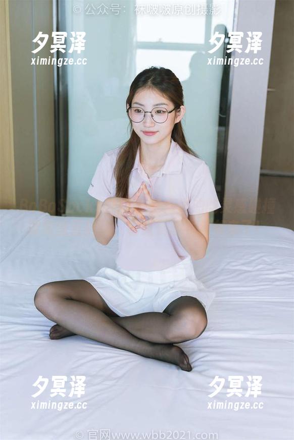 BoBoSocks袜啵啵-奶油 BoBoSocks袜啵啵 - 当奶油的灵感碰撞厚黑丝五指袜,最新资源拔草书来了!