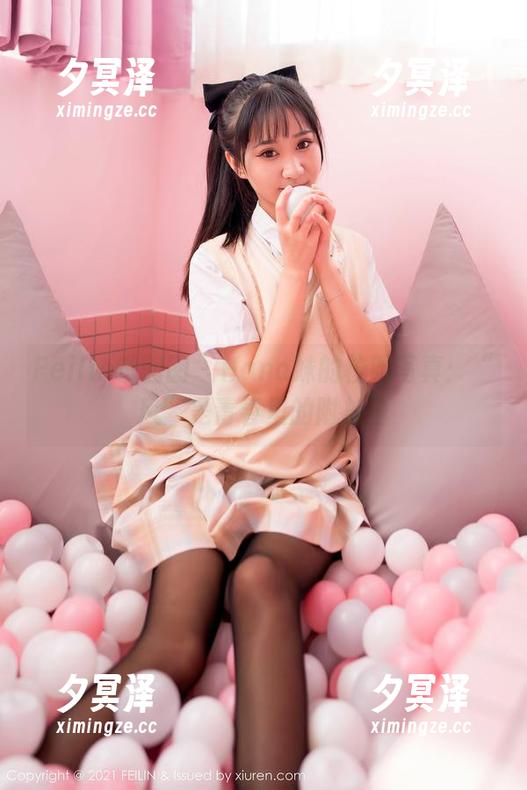 Feilin嗲囡囡-Hana妹 Feilin嗲囡囡 - Hana妹的校服写真:“风”是青春里的附加值