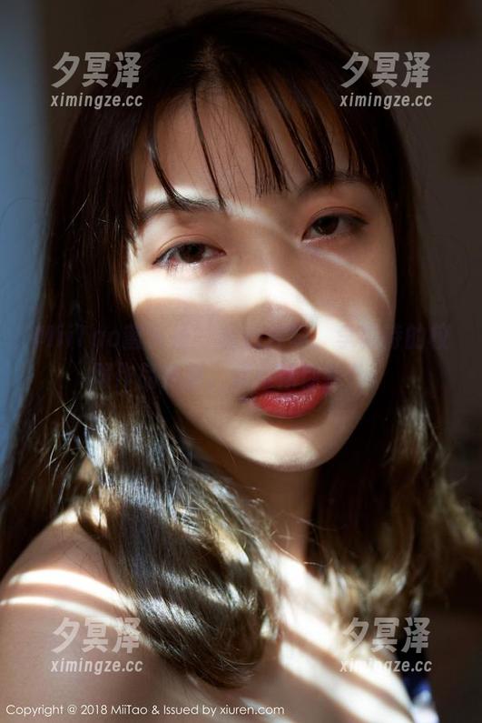 MiiTao蜜桃社-李颖诗 MiiTao蜜桃社 - 告别浮华,李颖诗的校服作品更新,素雅如你我他。