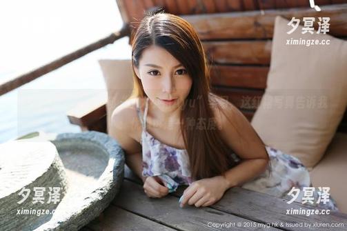 MyGirl美媛馆 - 向“于大小姐Ayu”学习，这红裙写真告诉我：优雅也是一种态度。