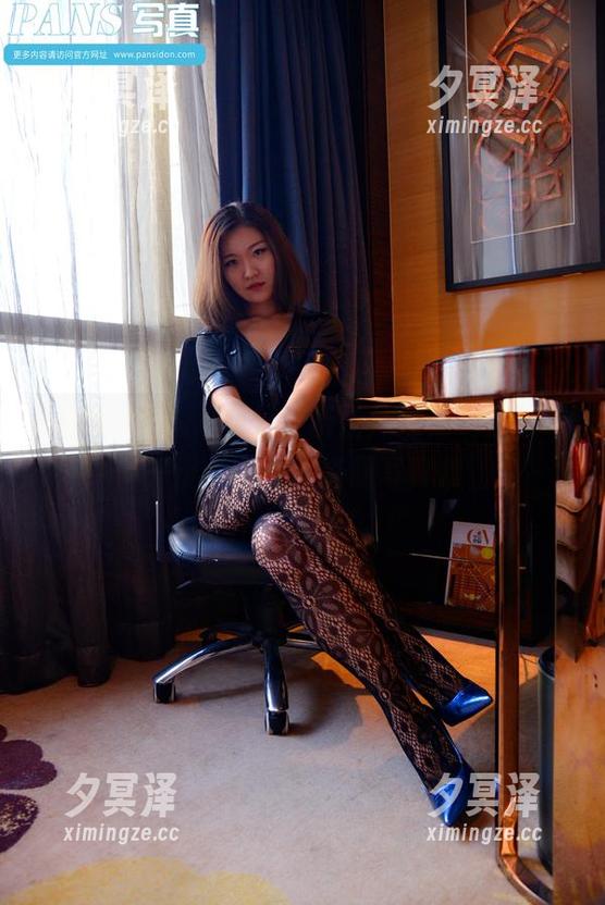 PANS写真-折折 PANS写真 - 走起,折折妹妹要给你带来一波‘意外’资源写真集