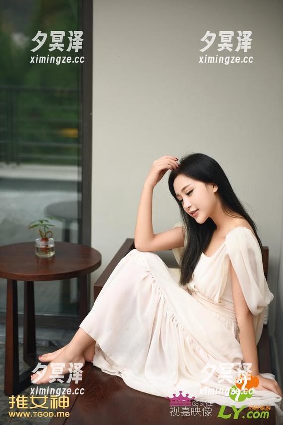 TGOD推女神 - 奶牛+萌宝儿=私房写真神奇配方，思维很跳跃，要个解释啊！