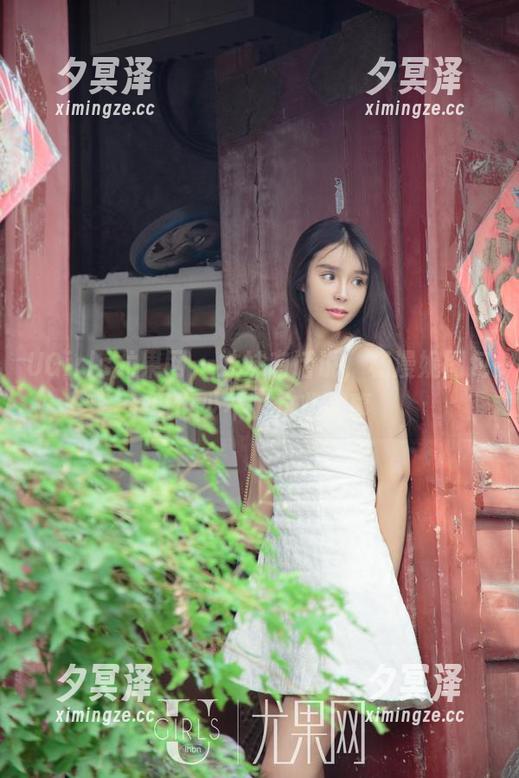 UGirls尤果网 - 妹妹有话说，杨漫妮图包里也少不了这些趣事