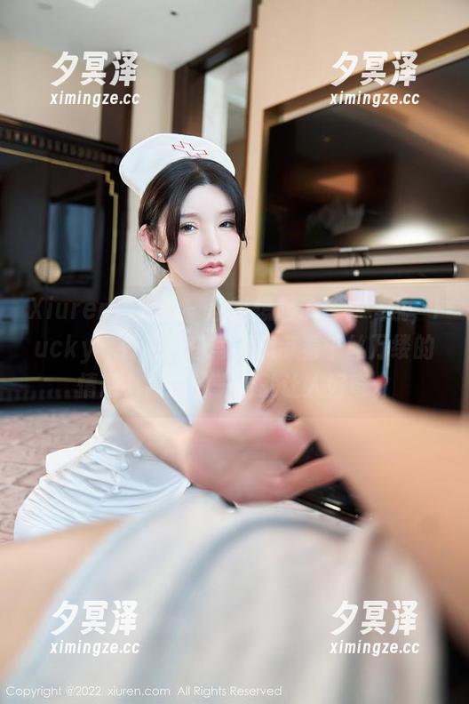 Xiuren秀人网 - 让我想起了某种气氛，lucky咏丹的黑白写真集带着千丝万缕的情感，高清的一看就让人好奇。
