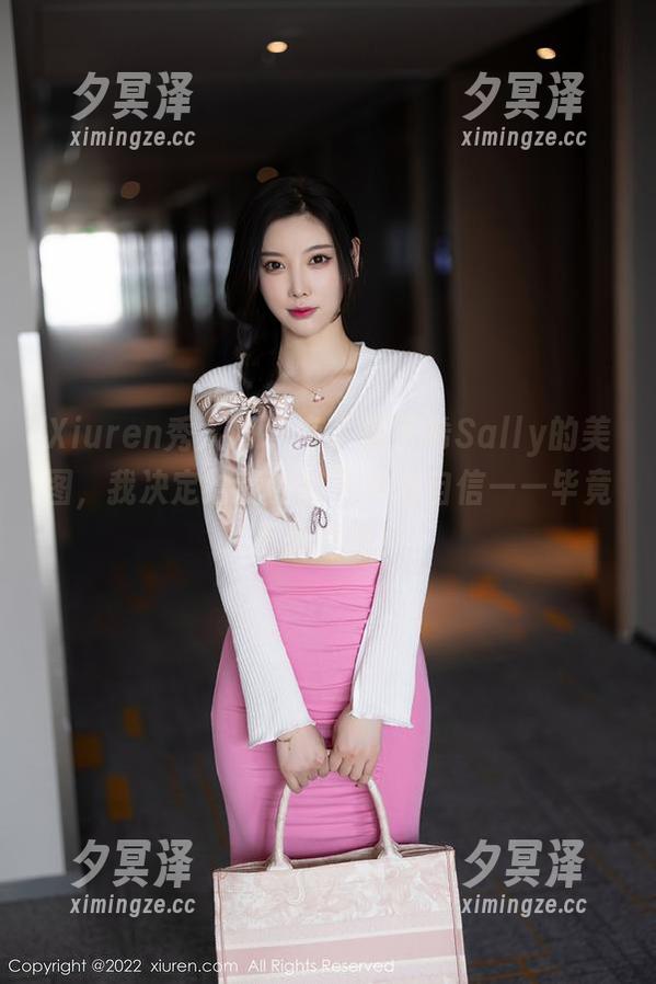 Xiuren秀人网 - 有了周于希Sally的美图，我决定给我的鞋子多点自信——毕竟不想尴尬！