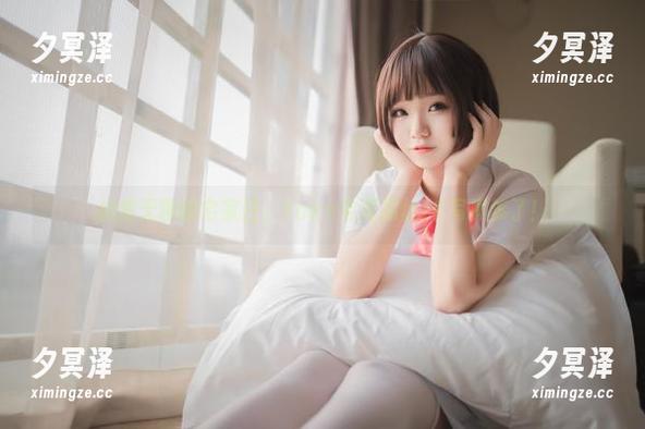 Yoko宅夏 拯救无聊的宅家日:Yoko宅夏黑丝JK写真够了!