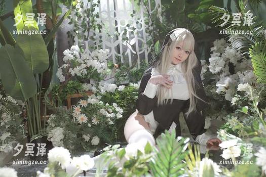 asagiriai(爱ちゃん)的双马尾，私房图集里仿佛穿越回校园时光