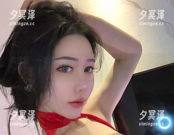 微密圈 - 一场色彩的革命！不爱笑的赛琳红色内衣在线，高清解析内心的赤诚！