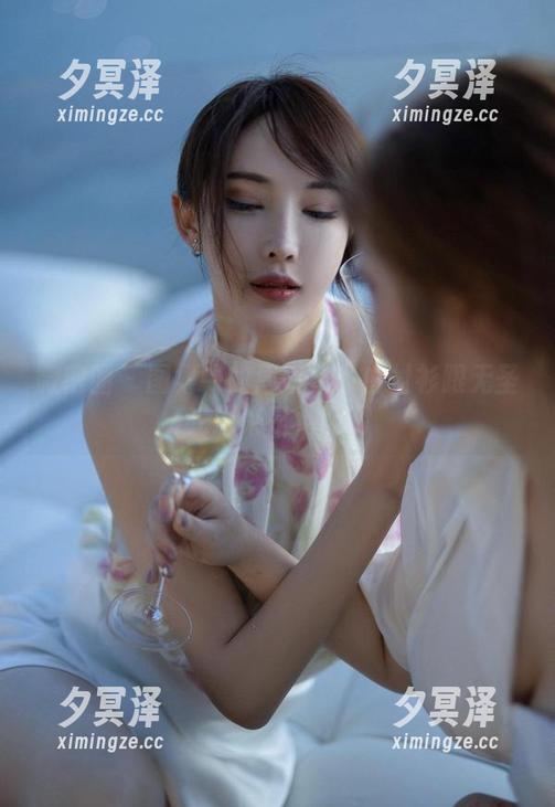 周妍希 微密圈 - 图集中的周妍希:白衬衫跟无圣光原来是绝配啊