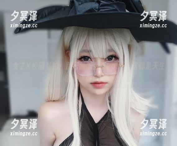 女主K校园私拍：别问我怎么摆Pose，这都是天生的呐资源奉上！