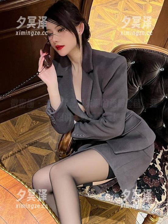 就是阿朱啊 微密圈 - 关于就是阿朱啊的透明套图,我只想说,好看又晕!