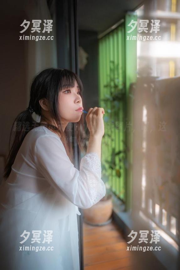 精选无颜小天使wy的皮衣图片，喔，这种气场我喜欢！