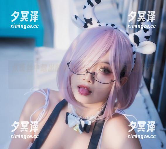 从蕾丝中透出的情愫——末夜787图集的极简主义