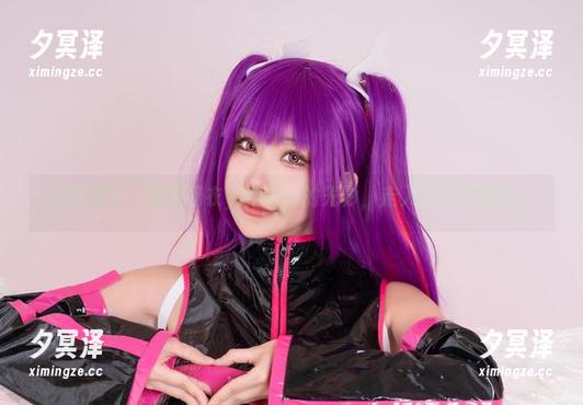 杨衣yangyi 全套写真:跟着杨衣yangyi的光影,走入另一个维度。