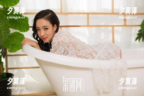果团网-小九九 果团网 - 小九九在线自拍图集:你以为她真的是那么自然?呵呵