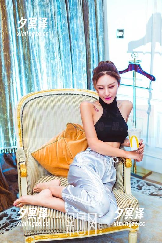 果团网-龚玥菲 果团网 - 龚玥菲空姐图片更新,真想搭她的航班,只为再多看她一眼。