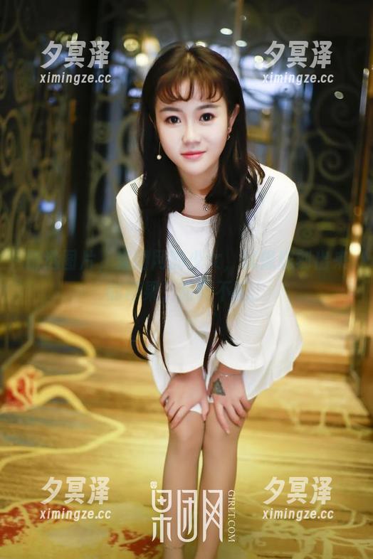 精选图片，果团网的少女，就像雕刻出来的糖果，甜而不腻。