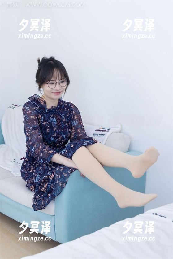 物恋传媒 - 图集传送福利，菜菜的美足等你来欣赏
