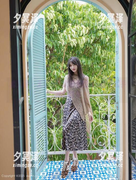 秀人网-余虞酱 秀人网 - 无圣光?余虞酱的女王作品超乎我的想象