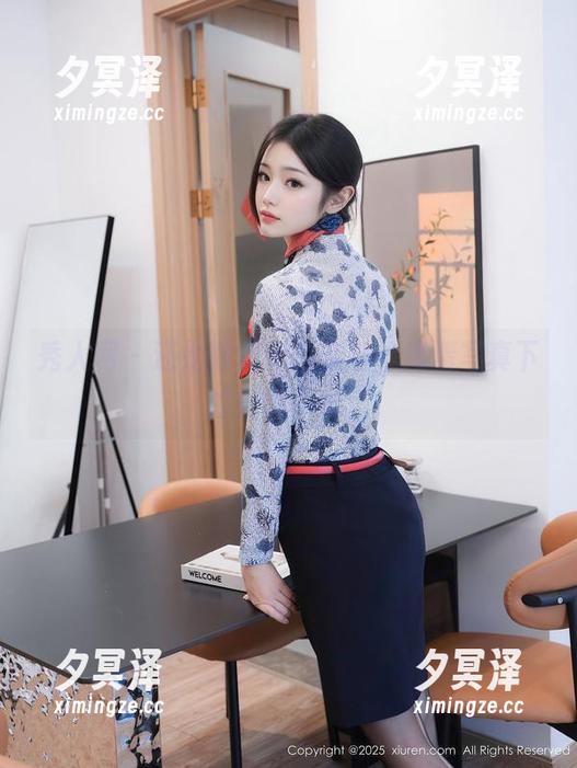 秀人网-还是陈梵妮 秀人网 - 还是陈梵妮的灰丝,高清写真下的缠绵不觉。