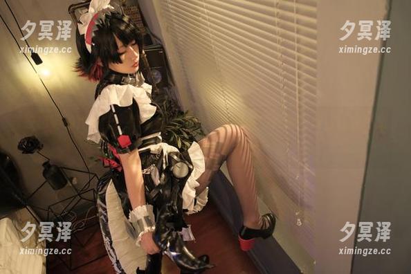 绞肉姬 绞肉姬的作品里,隐藏着一整个全套和服的误解,莫名让我怀念七年前的那个夏天……